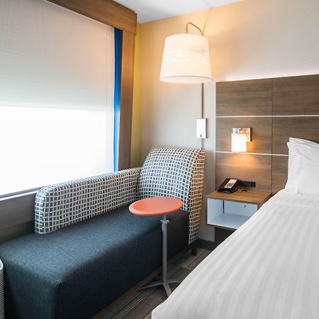 Holiday Inn Express & Suites Ludington By Ihg Exteriér fotografie