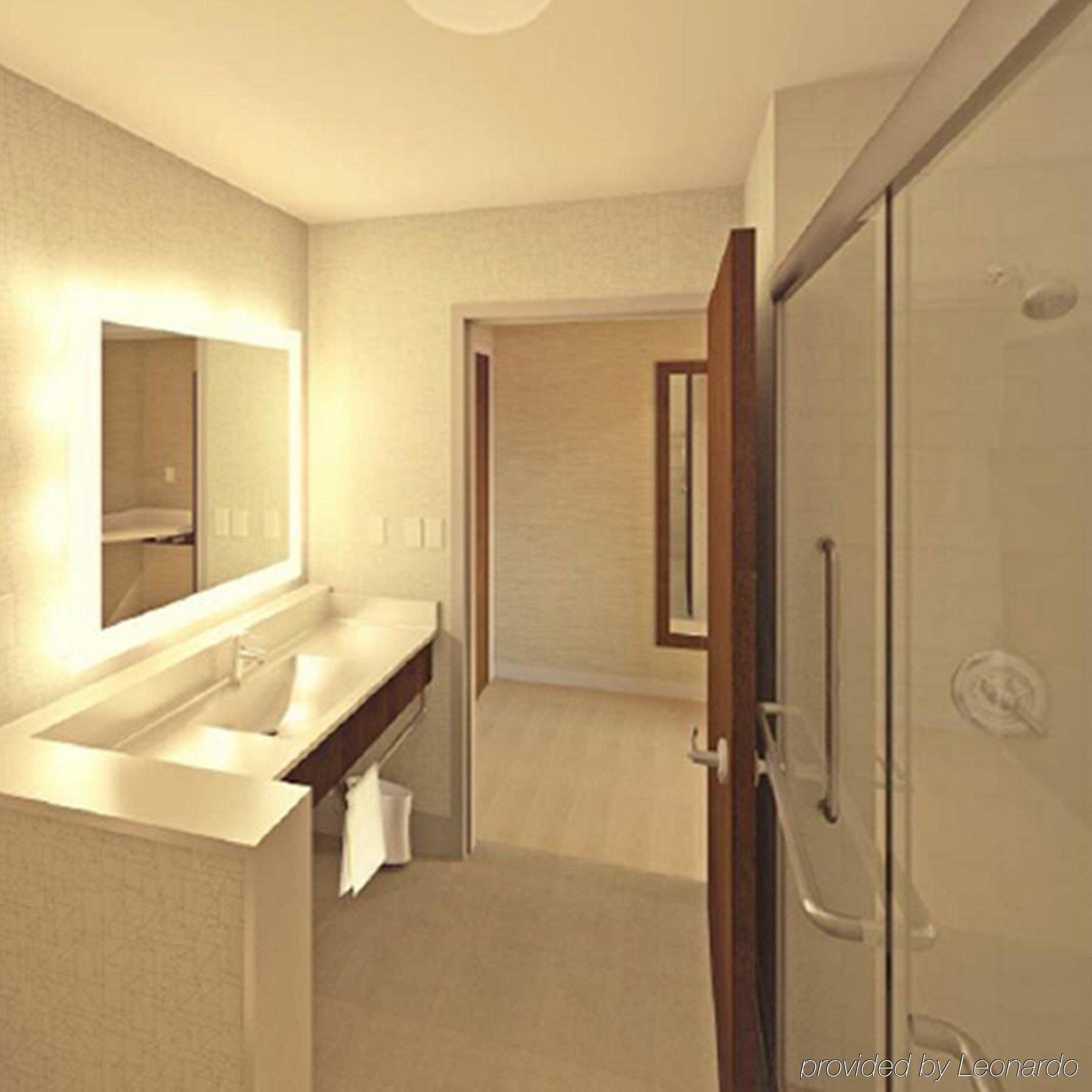 Holiday Inn Express & Suites Ludington By Ihg Exteriér fotografie